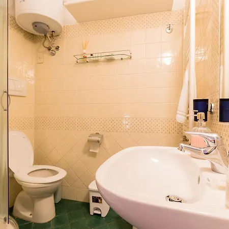 L&l Apartament *